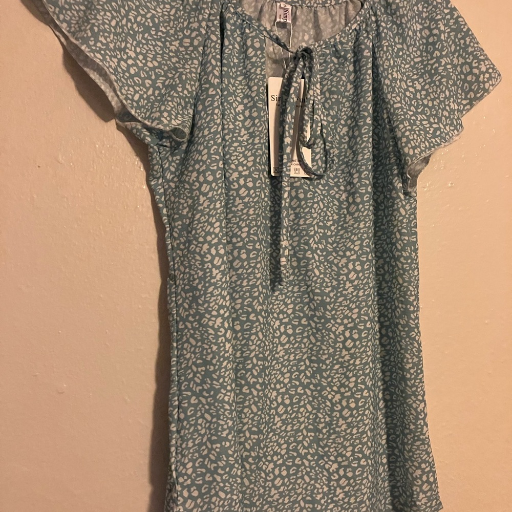 Simple fun blouse